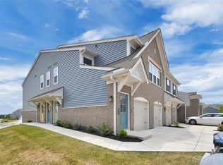 111 Old Pond Rd, Springboro, OH 45066