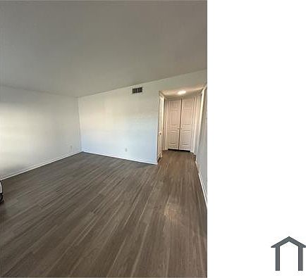 2nd image of 3822 E River Hills Dr APT A