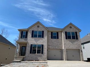 10300 Park Lake Dr, Louisville, KY 40229
