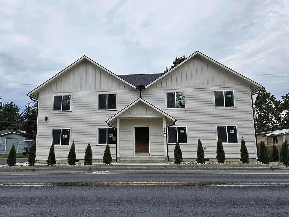 1803 Pacific Ave N #1