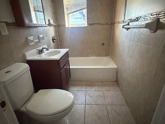4th image of 40-42 W 26th St #10