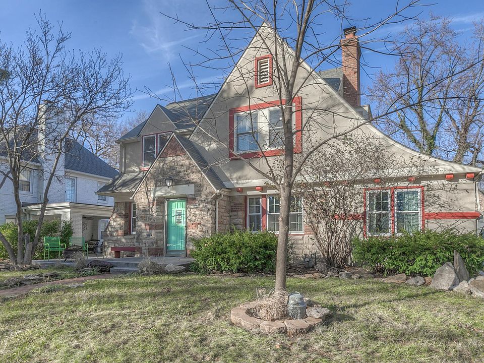 1st image of 1026 W Gregory Blvd