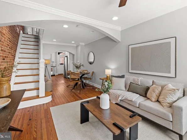 2608 Fleet St, Baltimore, MD 21224