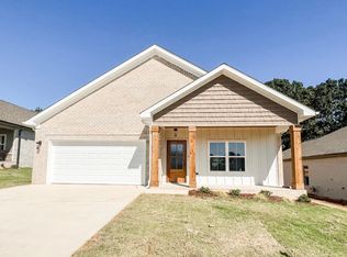 113 Sugar Maple Dr, Florence, AL 35633