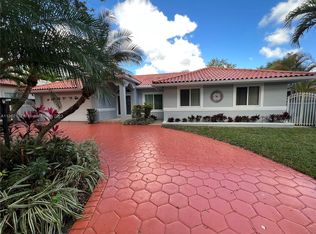 16430 NW 82nd Ct, Miami Lakes, FL 33016