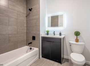 15-19 S 13th St #303, Newark, NJ 07107