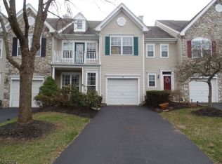 71 Dorchester Dr, Basking Ridge, NJ 07920