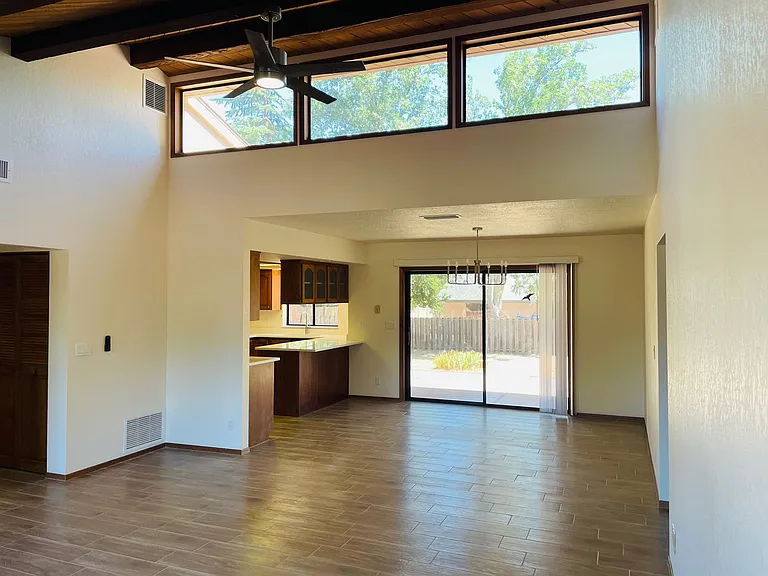 110 Valley Trl — Photo 8