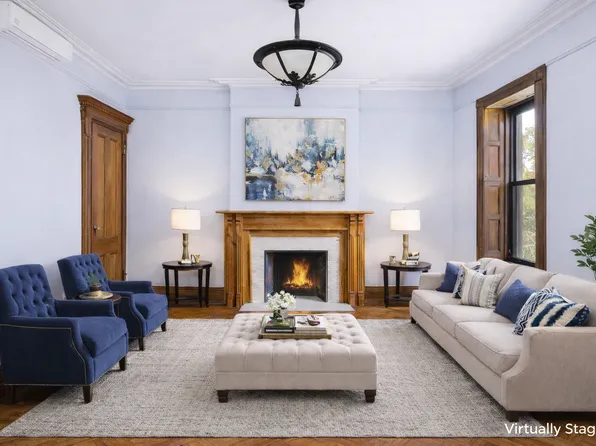 137 Manhattan Avenue image 1 of 7