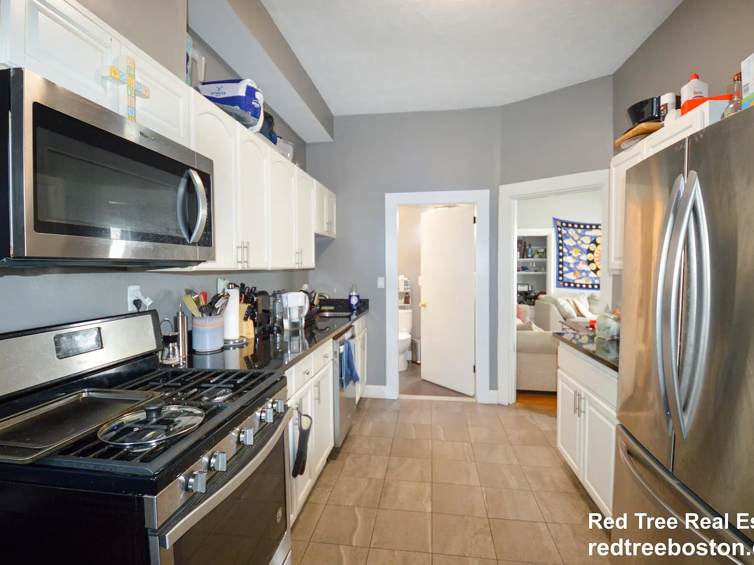 4 bed, 1400 sqft, $4,200 — Photo 4