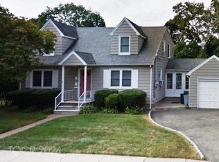 10 Maple Ave FLOOR 1, Waldwick, NJ 07463