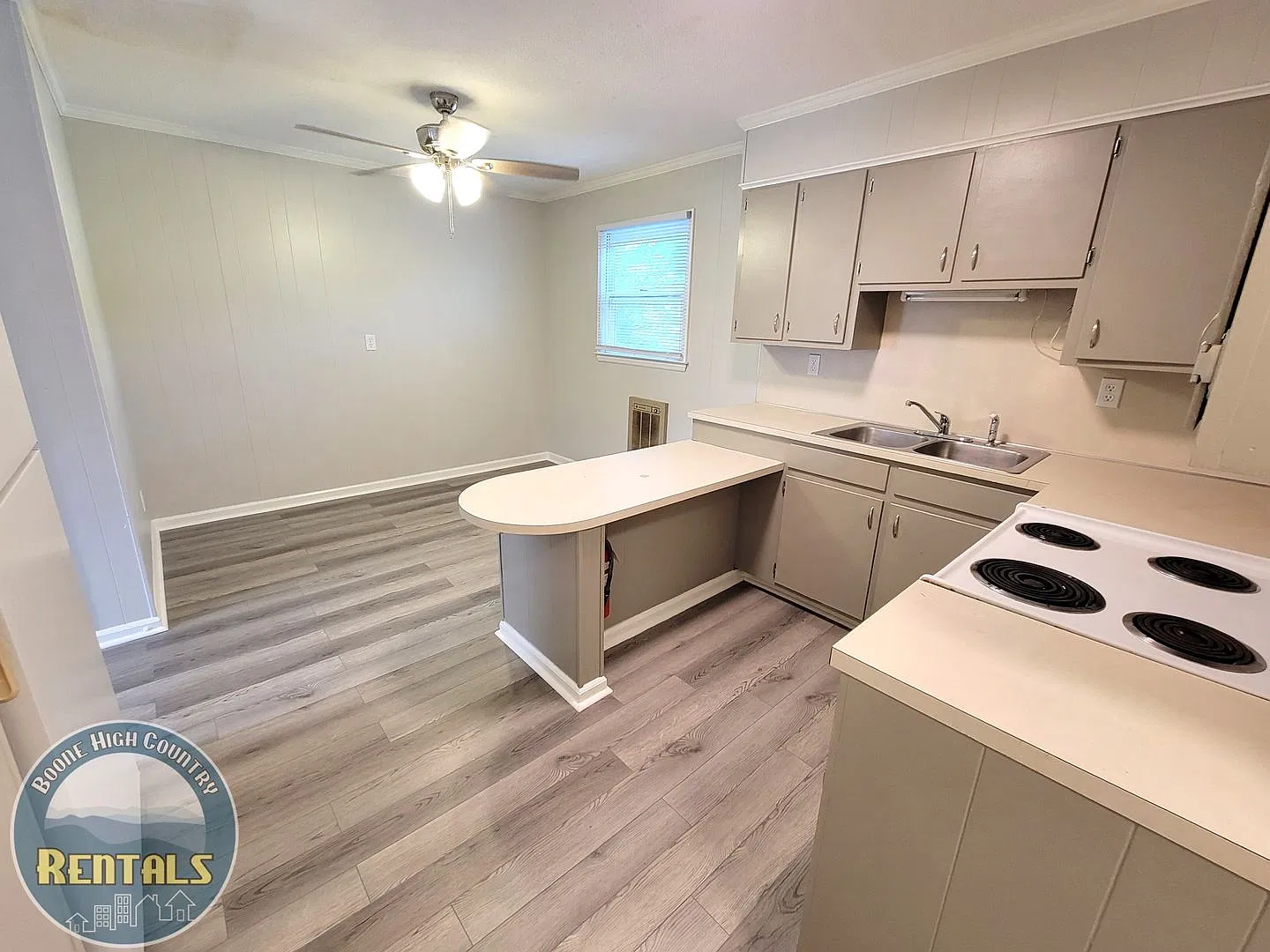 243 Bamboo Road — Photo 4