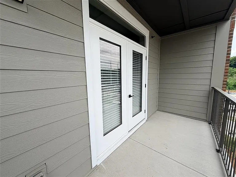 District on the Etowah Apartments — Photo 765
