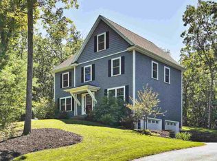 4A Floral St, Windham, NH 03087