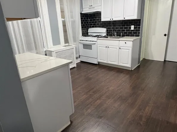 256 Liberty Avenue image 5 of 8