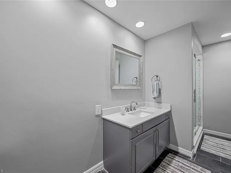 707 Port Side Dr — Photo 29