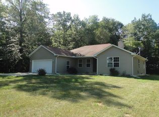 6371 Gary Rd, Chesaning, MI 48616