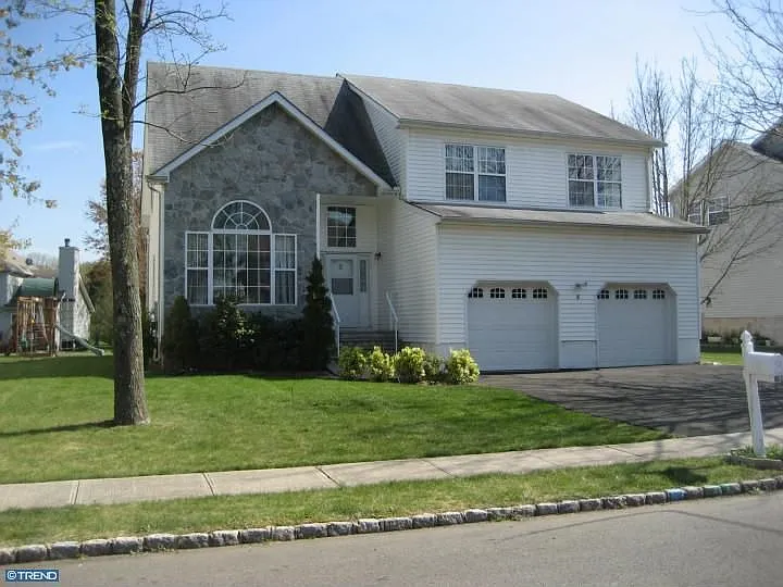 8 Shepherd Way photo 1
