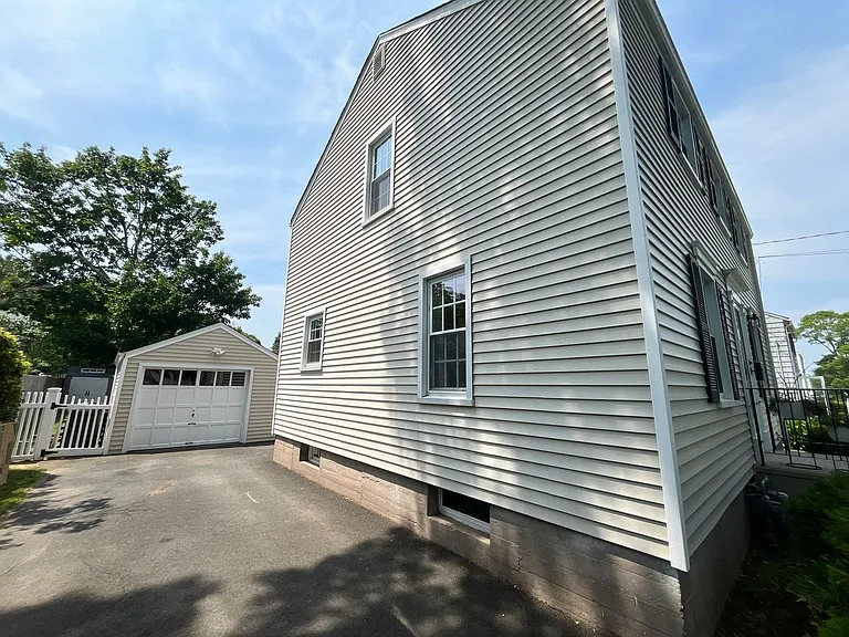 65 Buell St — Photo 26
