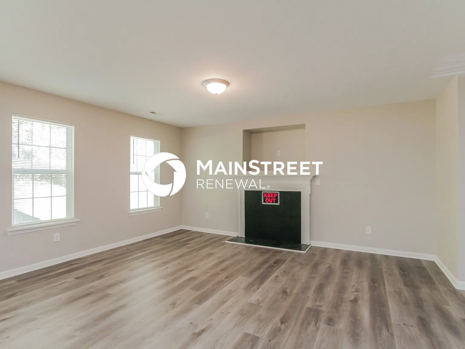 644 Stillgreen Ln — Photo 2