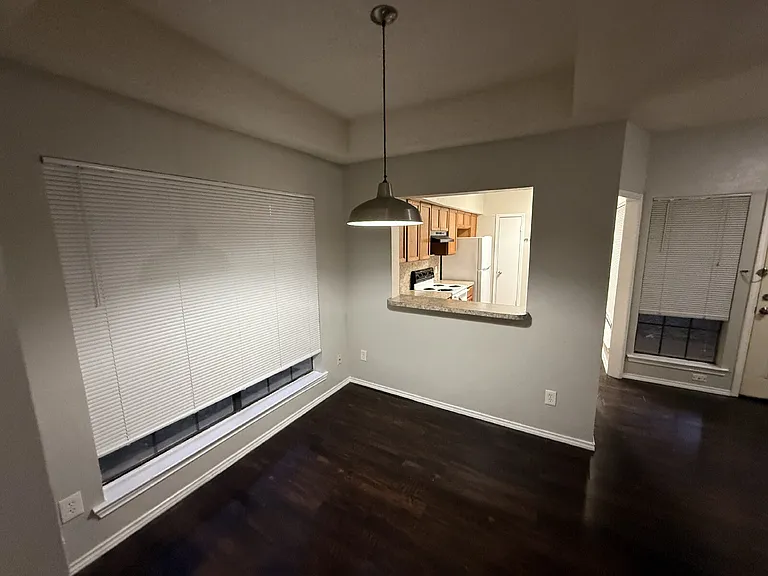 9601 Forest Ln #516 — Photo 3