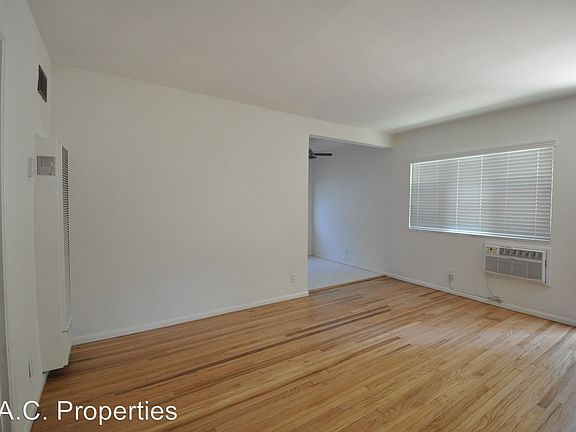 2nd image of 11054 Otsego St APT 1