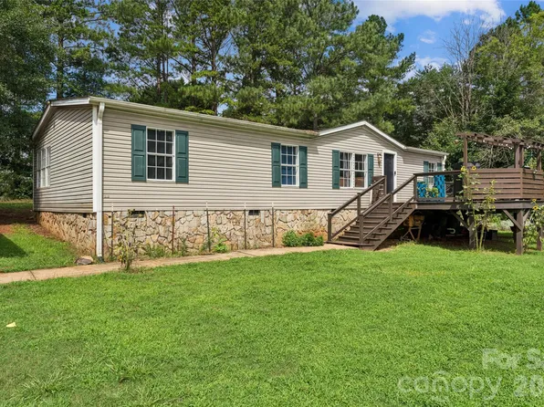 912 Grace Dr, Stanley, NC 28164