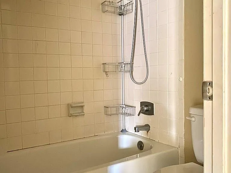 3500 Carmen Ave #302 — Photo 11