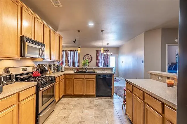 8957 Silent Brook Ln — Photo 14