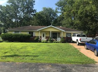 2853 Paula Ct, High Ridge, MO 63049