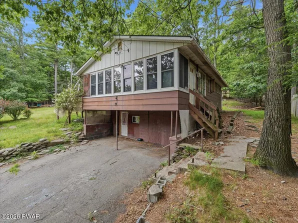 112 Purdytown Rd, Lakeville, PA 18438