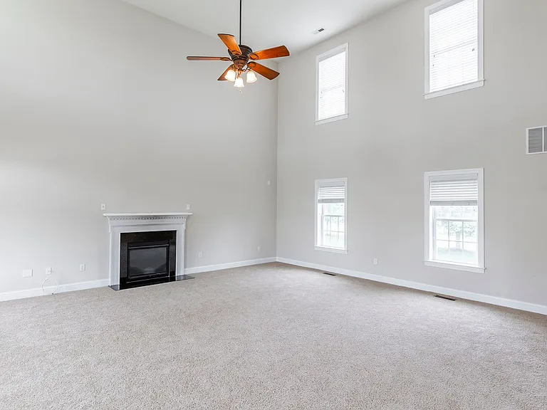 12306 Declaration Ave — Photo 18