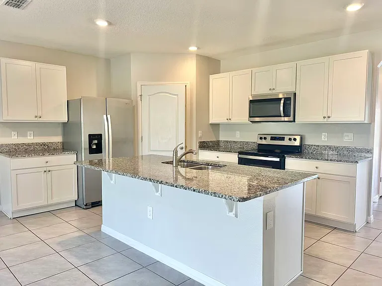 5530 Galloping Dr — Photo 6