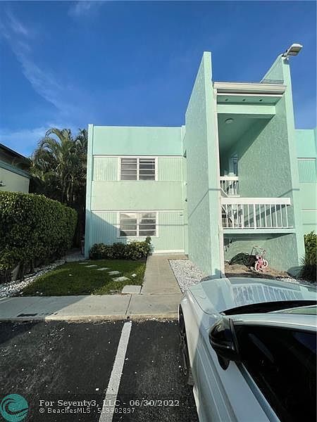 1st image of 3636 NE 21st Ave #3636