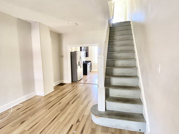 2nd image of 514 N Decker Ave