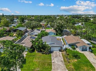 1889 Montana Ave NE, Saint Petersburg, FL 33703