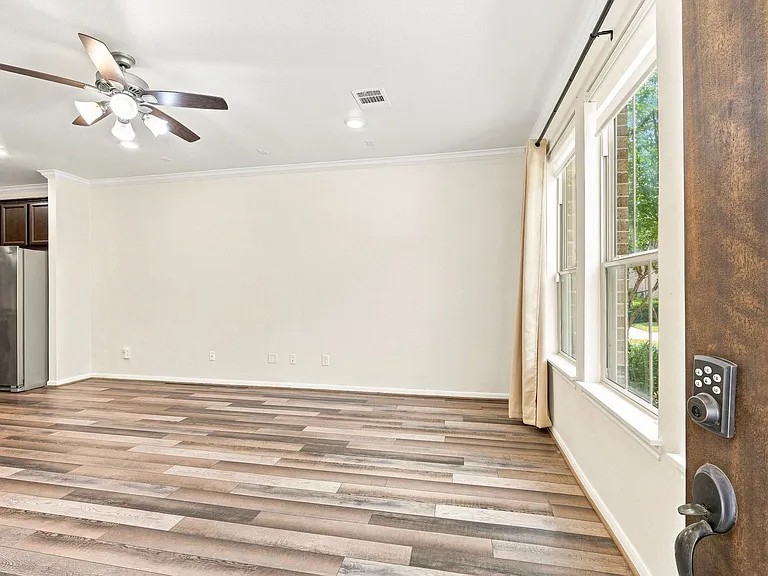 9460 Caddo Ridge Ln — Photo 5