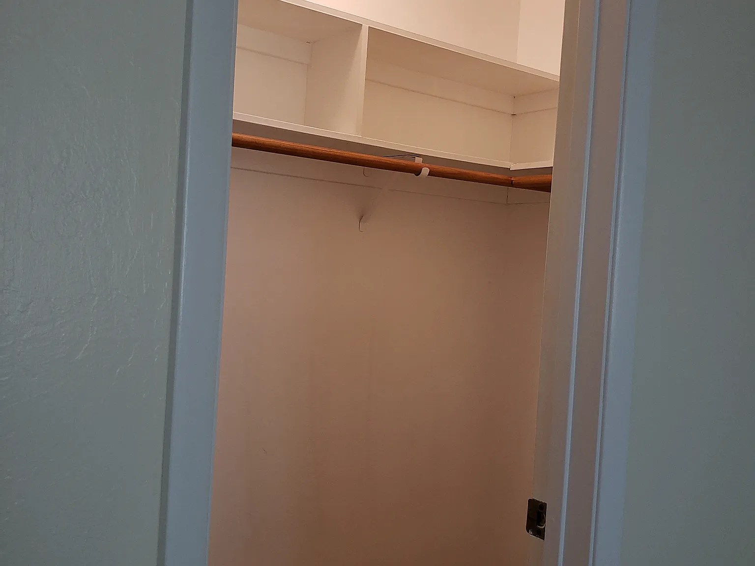 2 bed, 1195 sqft, $2,010 — Photo 3