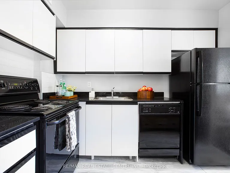 150 Graydon Hall Dr #401 — Photo 15