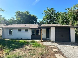 2710 Roberts Cir, Arlington, TX 76010