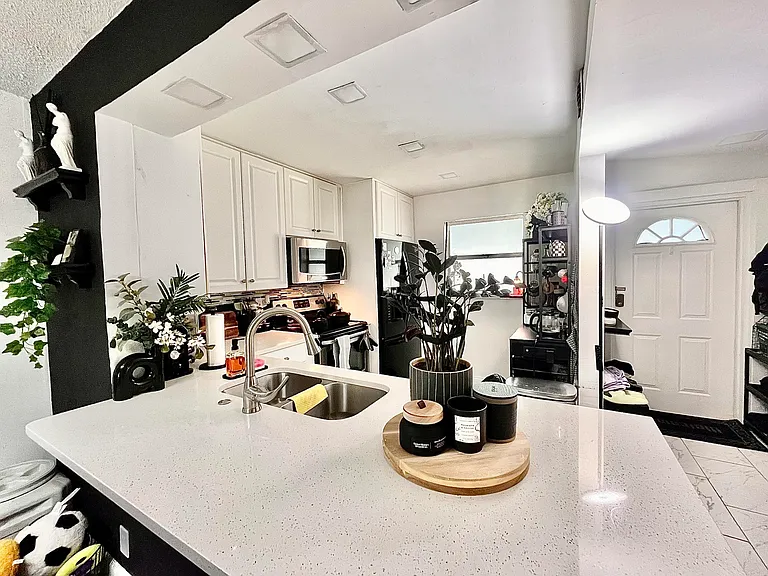 8301 Sands Point Blvd #S306 — Photo 7
