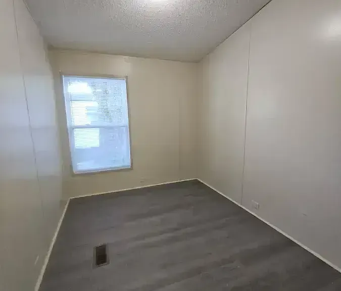 20 Baron Ave #20BA — Photo 6