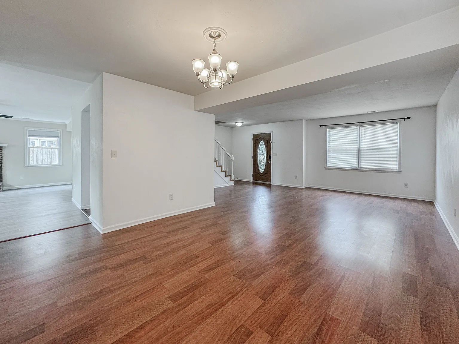 4 bed, 2.5 bath, 2005 sqft, $2,900 — Photo 3
