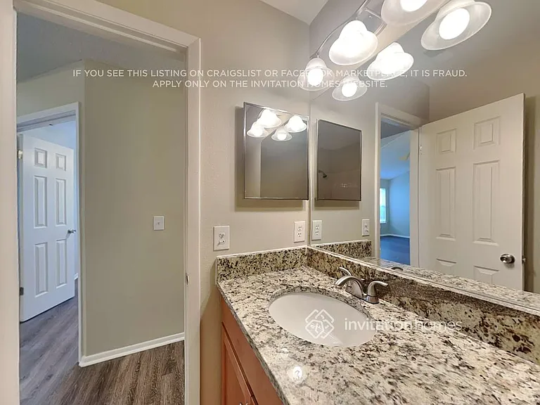 176 Edgewater Cir — Photo 17