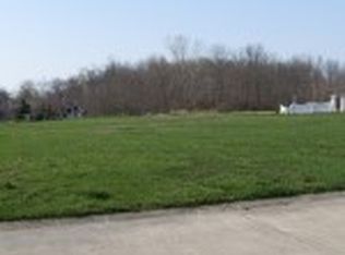 1624 Old Colonial Dr, Berne, IN 46711