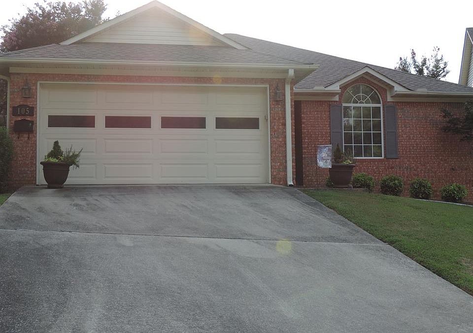 1st image of 105 Twin Oaks Ct