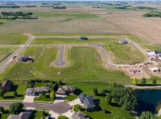 31 Willow Trl, Crooks, SD 57020