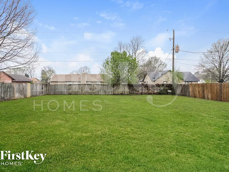 6861 Valley Park Dr — Photo 15