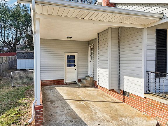 4th image of 23 Starmount Dr