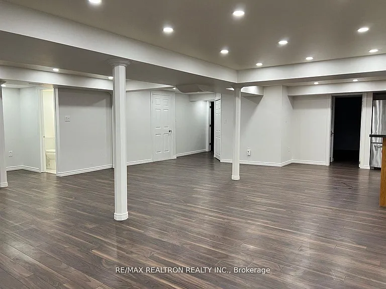 69 Gatcombe Cir #BASEMENT — Photo 8